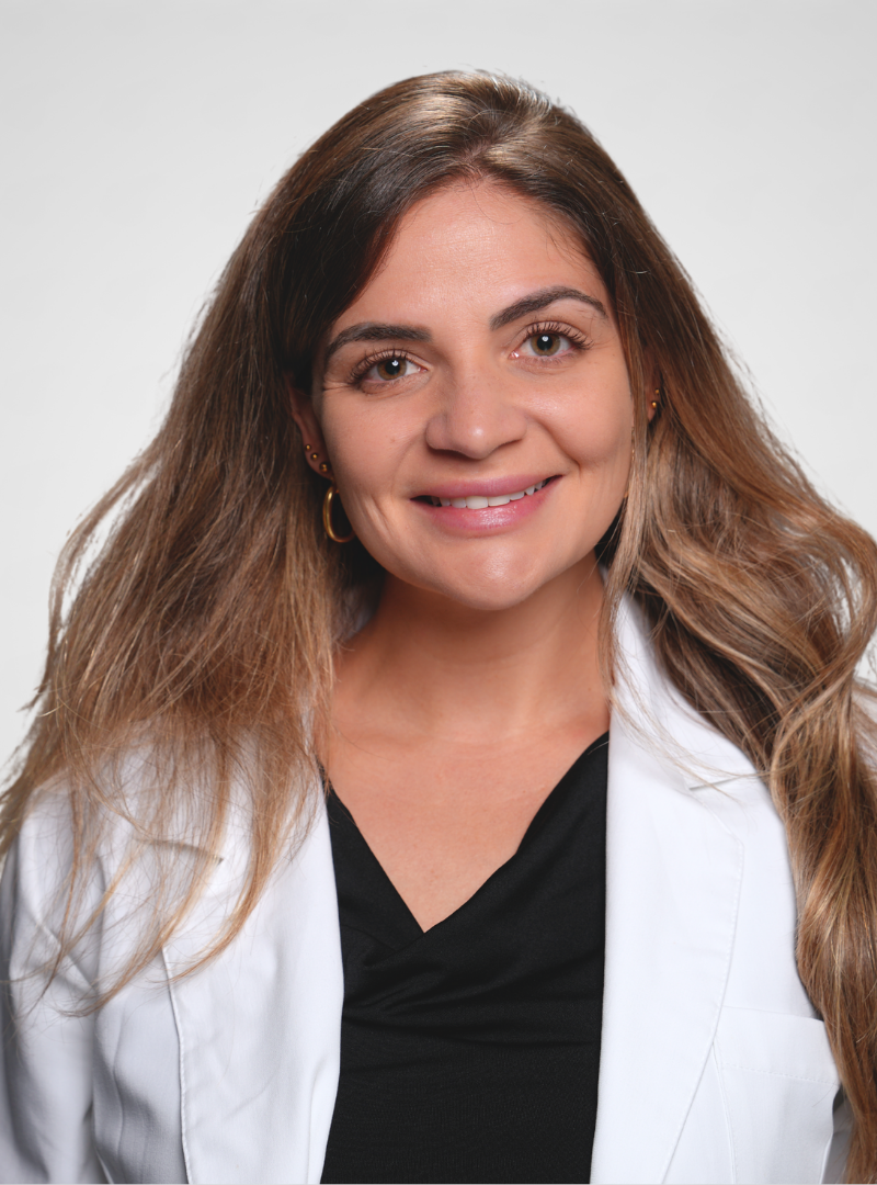 Dr. Maryana Dalmeida